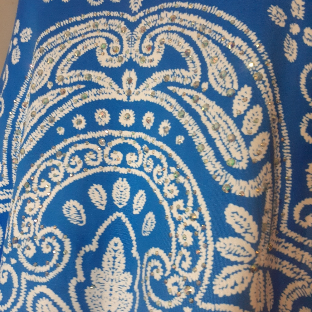 India Boutique Blue And White Beach Cover-up - Picture 2 of 6